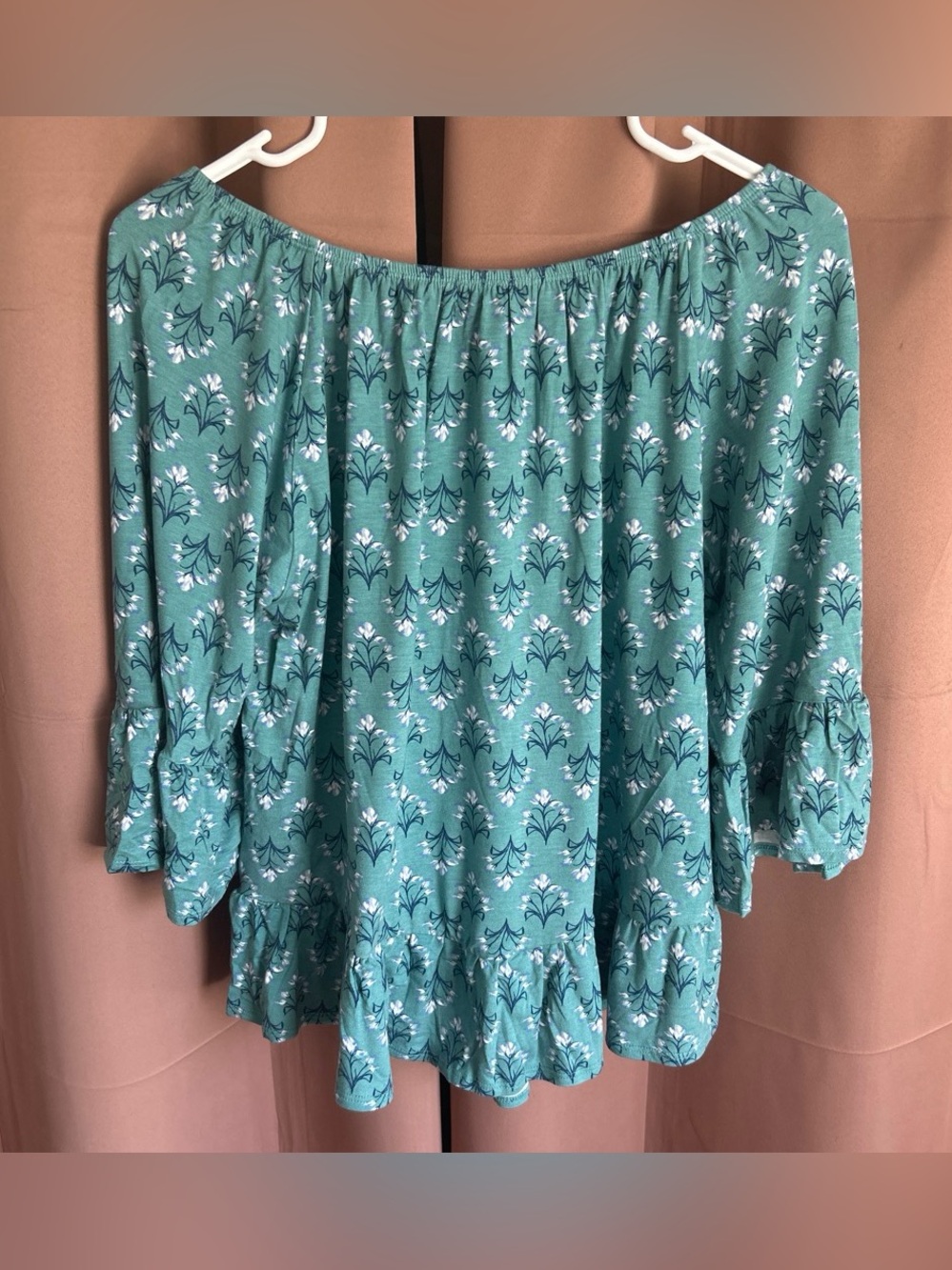Floral Ruffle-Hem Peasant Top - Picture 5 of 6